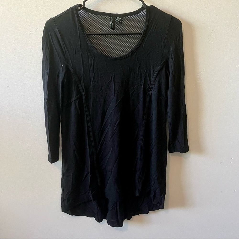 CYNTHIA ROWLEY Crew Neck Long Sleeve Tee Shirt with Fish Net Back Size XS
